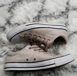 Women's converse